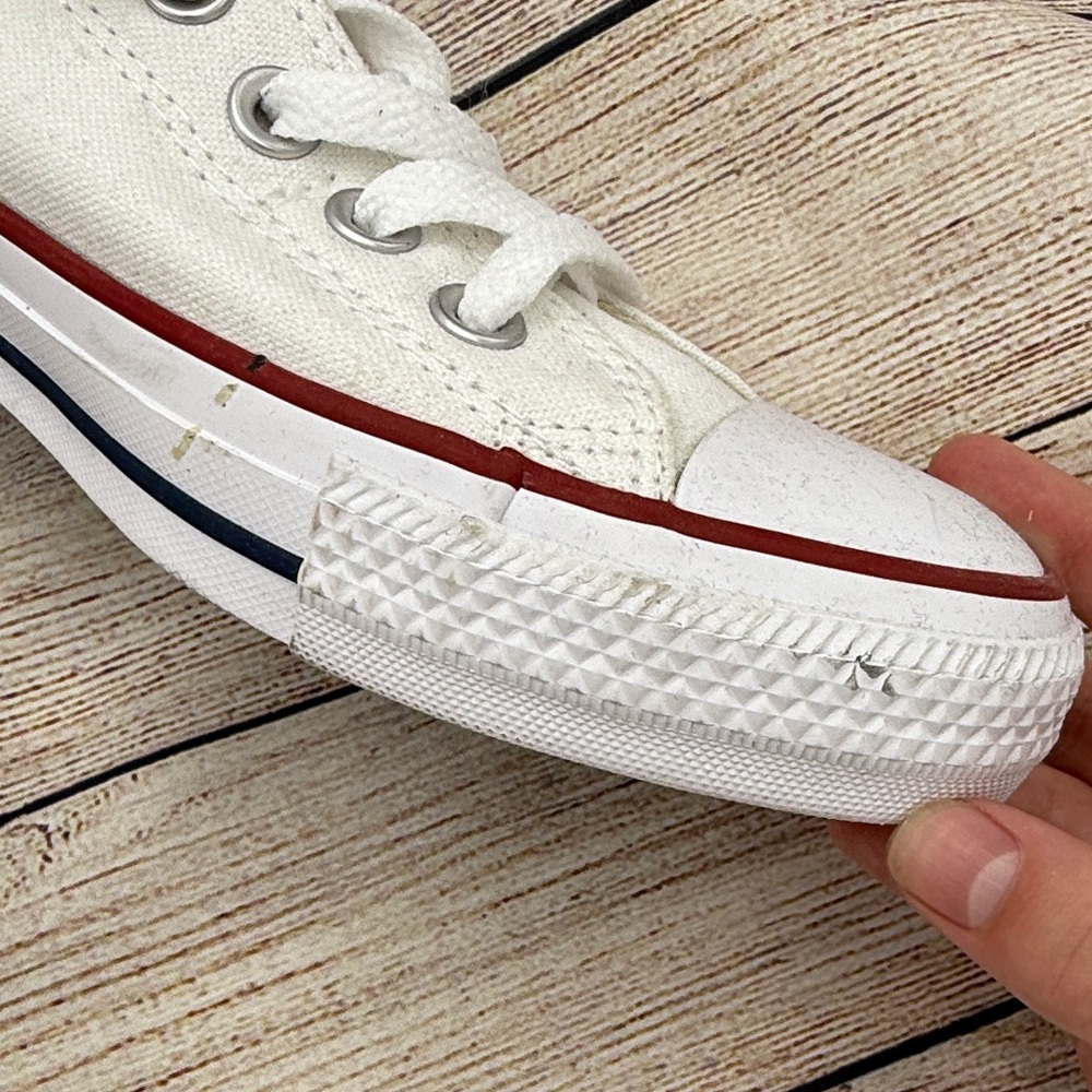 Converse White Sneakers with Red Accents - Picture 2 of 7